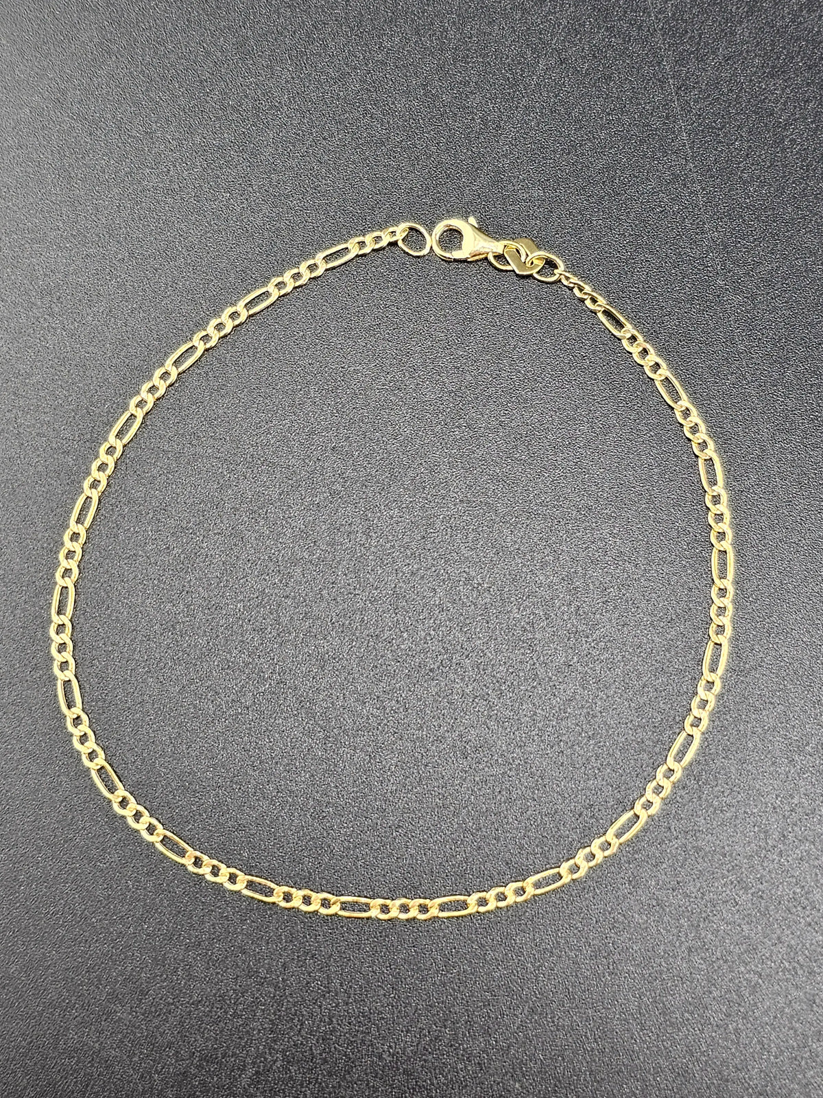 Thin Yellow Gold Figaro Chain Bracelet with Clasp